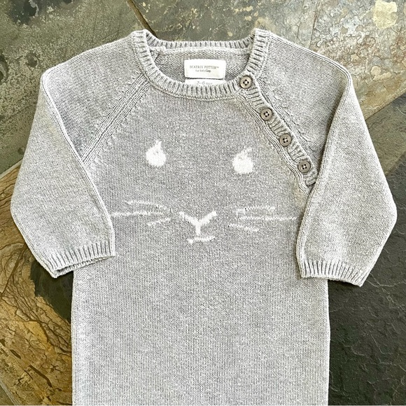 Beatrix Potter~Baby Gap•3-6M•Heather Grey•Soft, Knitted, Button-Up, Bunny Onesie - Picture 6 of 14
